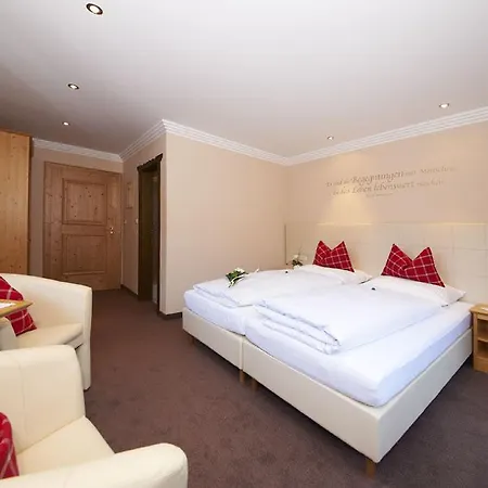 Hotell Garni Rauch Sankt Anton am Arlberg