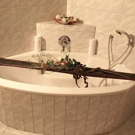 Hotel Garni Rauch St. Anton am Arlberg