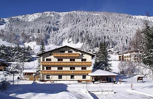 Garni Rauch Hotel 3*